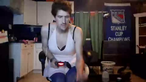 Snapshot of leppard6148 chatting on October 2025 08:03:01 AM Keith online show from October 2025 08:03:01 AM