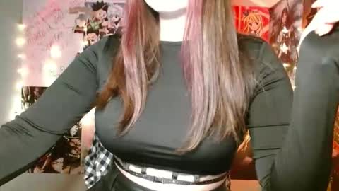 little secret online show from November 2025 06:07:01 PM