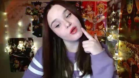 little secret online show from November 2025 06:10:02 PM