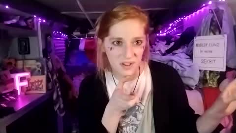LesleyGumGrass- The Boring Trans girl online show from February 2025 09:37:02 PM