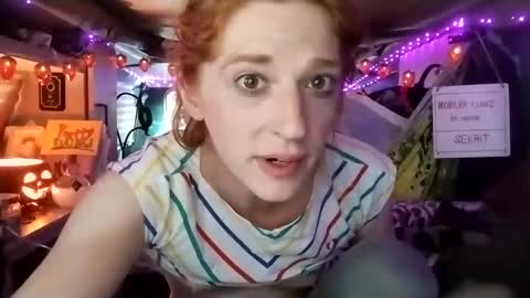 LesleyGumGrass- The Boring Trans girl online show from September 2025 05:45:01 PM