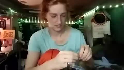 LesleyGumGrass- The Boring Trans girl online show from November 2025 04:01:02 AM