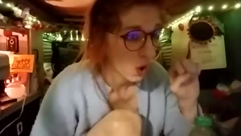 LesleyGumGrass- The Boring Trans girl online show from December 2025 12:14:02 PM