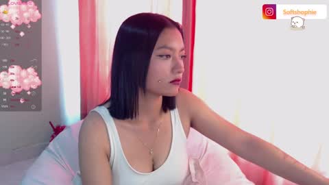 Snapshot of leslie__anderson chatting on January 2025 07:59:02 PM Leslie online show from January 2025 07:59:02 PM