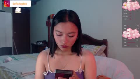 Snapshot of leslie__anderson chatting on February 2025 08:50:02 PM Leslie online show from February 2025 08:50:02 PM