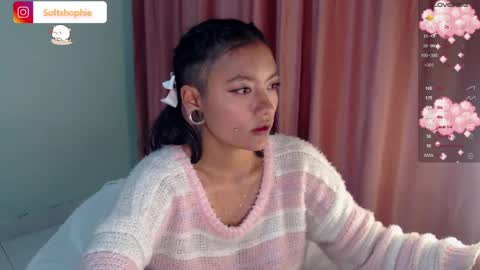 Snapshot of leslie__anderson chatting on February 2025 08:51:02 AM Leslie online show from February 2025 08:51:02 AM