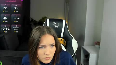 Leslie online show from June 2026 01:01:02 AM