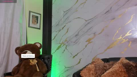 I am here from Monday to Friday from 730 am to 130 pm Colombia time and saturday from 500 am to 1000 am .... Soon Blue page online show from November 2025 01:07:02 PM