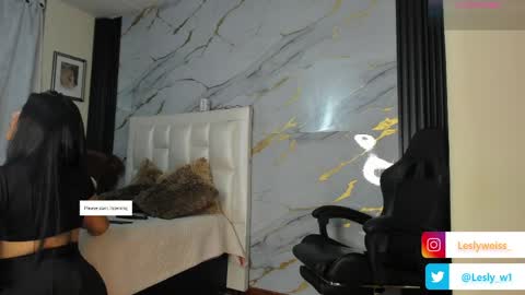 Snapshot of lesly_w chatting on May 2026 10:33:01 AM I am here from Monday to Friday from 730 am to 130 pm Colombia time and saturday from 500 am to 1000 am .... Soon Blue page online show from May 2026 10:33:01 AM