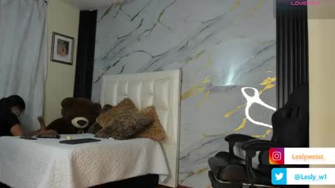 Snapshot of lesly_w chatting on May 2026 11:28:02 AM I am here from Monday to Friday from 730 am to 130 pm Colombia time and saturday from 500 am to 1000 am .... Soon Blue page online show from May 2026 11:28:02 AM