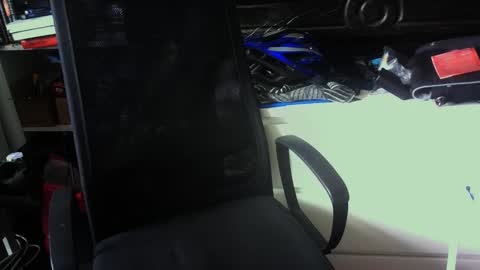 Snapshot of lestat_82 chatting on October 2025 10:16:02 AM Vampiro Diurno online show from October 2025 10:16:02 AM