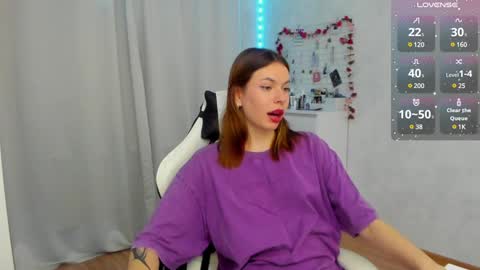 Fiona online show from December 2024 07:01:01 PM