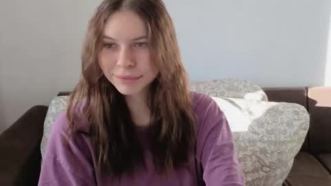 Fiona online show from September 2025 04:17:01 AM