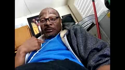 letmegetsum2 online show from May 2026 08:13:02 PM
