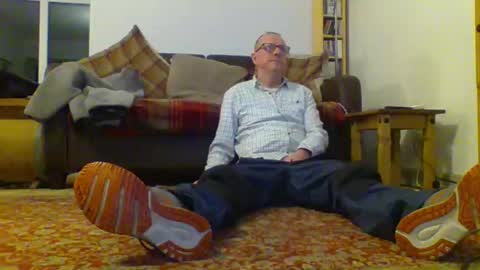 Snapshot of letmestrip chatting on January 2025 12:14:02 AM paul online show from January 2025 12:14:02 AM