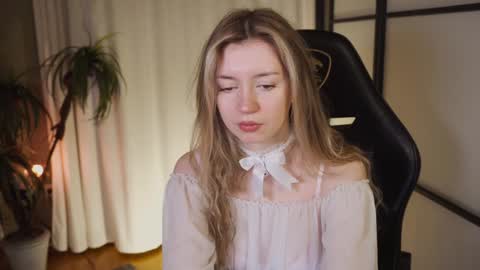 letta online show from January 2025 12:41:02 PM