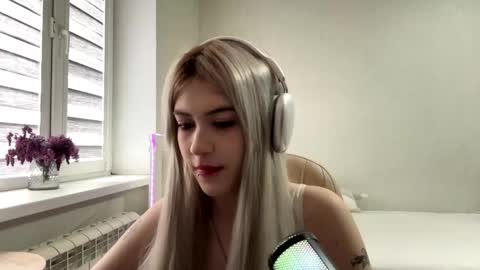Natalie online show from May 2026 09:06:01 AM
