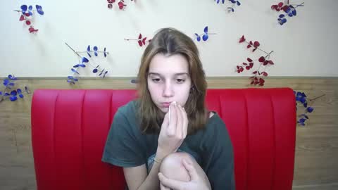 Snapshot of letty_curly chatting on December 2024 03:36:02 PM letty_curly online show from December 2024 03:36:02 PM