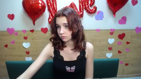 Snapshot of letty_curly chatting on February 2025 03:21:01 PM letty_curly online show from February 2025 03:21:01 PM