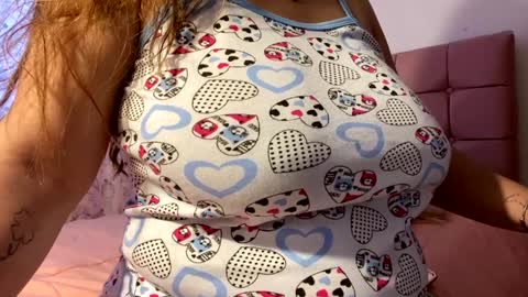 Snapshot of lety_hot chatting on January 2025 11:41:01 AM lety hot online show from January 2025 11:41:01 AM