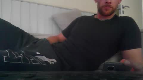 levaithen369 online show from June 2026 06:32:02 PM
