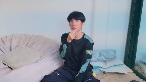 Levi  online show from March 2025 03:28:02 PM