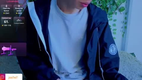 Levi  online show from September 2025 12:43:02 PM