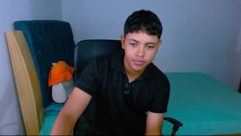 Snapshot of levii_7 chatting on February 2026 11:41:02 PM 0600AM-1200PM - online show from February 2026 11:41:02 PM