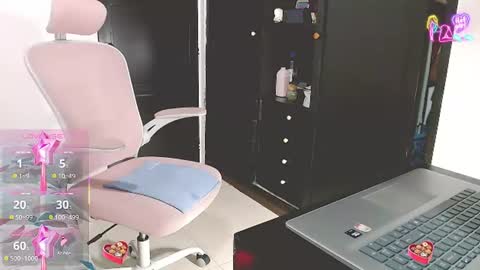 lexi19_ online show from July 2026 01:41:02 AM