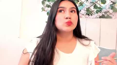 Gabrielle online show from October 2025 11:00:01 AM