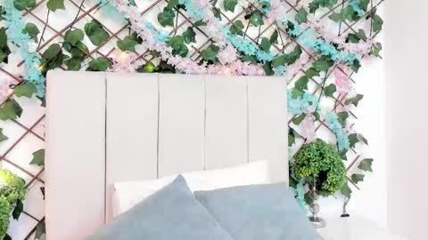 Gabrielle online show from December 2025 09:47:02 AM