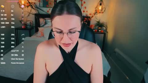 Lexy - Follow me online show from October 2025 07:09:02 AM