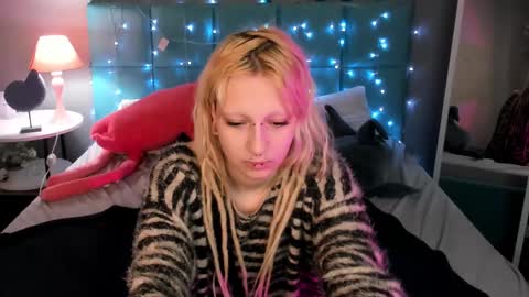 Lexy online show from March 2025 10:41:01 AM