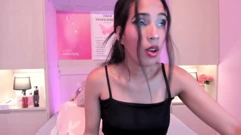 Snapshot of lexyquinn_ chatting on September 2025 04:16:01 AM L I A online show from September 2025 04:16:01 AM