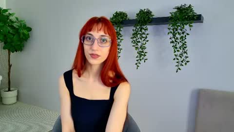Snapshot of leyaatwood chatting on June 2026 04:31:02 PM leyaatwood online show from June 2026 04:31:02 PM