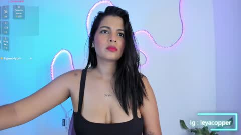 Snapshot of leyacopper chatting on May 2026 11:12:01 PM Leya online show from May 2026 11:12:01 PM