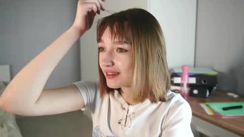 leyla_grace online show from May 2026 04:50:01 AM