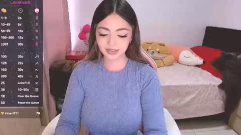 Snapshot of leylasloane chatting on June 2026 05:26:02 PM Leyla online show from June 2026 05:26:02 PM