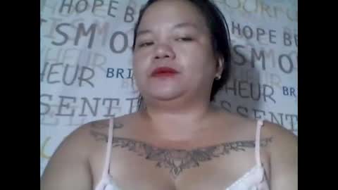 lhiannash33 online show from April 2026 12:38:02 PM