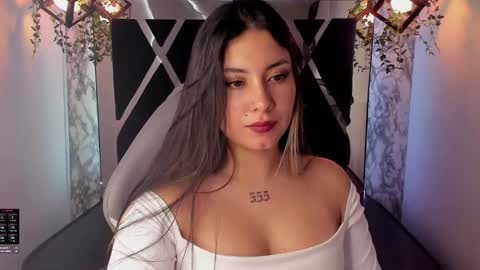 Lia  online show from December 2024 02:36:02 PM