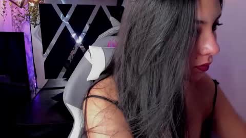 Lia  online show from January 2025 11:32:01 AM