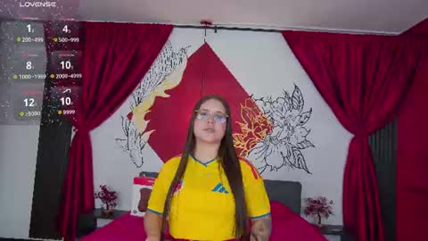 Lia Avalon online show from July 2026 12:00:02 PM
