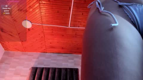 Lia online show from December 2025 12:03:02 PM