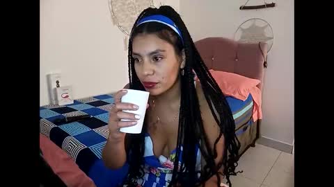 Lia online show from April 2026 05:25:01 PM