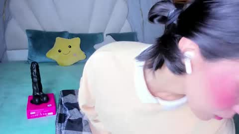 Lia online show from March 2026 09:03:02 PM