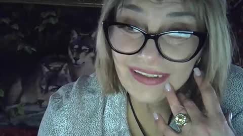 lia_raysss online show from April 2026 08:22:01 PM