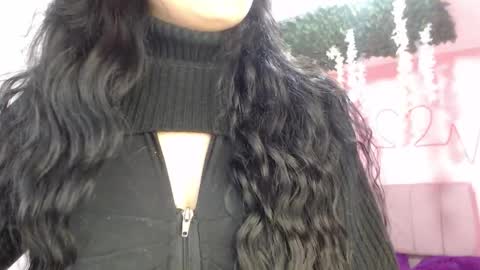 Lia online show from December 2025 03:09:02 PM