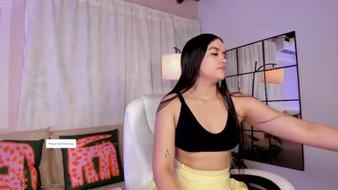 Snapshot of liaamoon_ chatting on May 2026 12:21:01 PM Lia online show from May 2026 12:21:01 PM