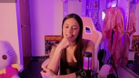Lia Butera online show from May 2026 09:00:02 PM