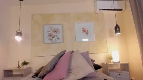 Lia Flame online show from February 2026 07:52:01 PM